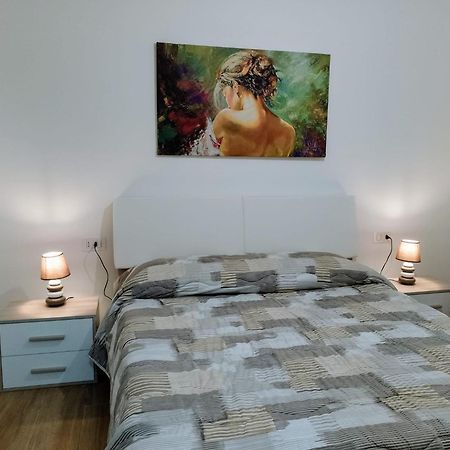 Granatelli Holiday Home Altavilla Milicia Luaran gambar