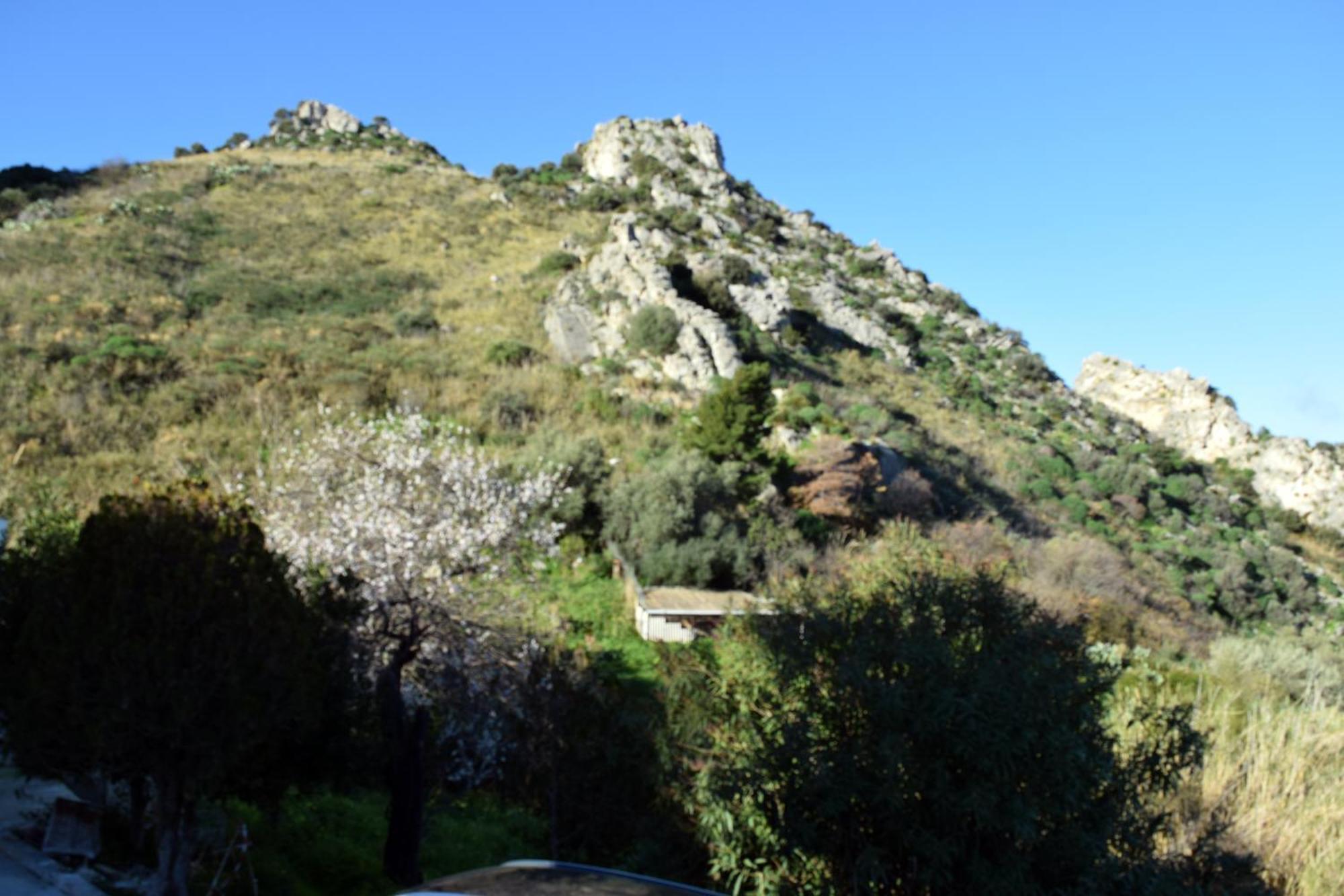 Granatelli Holiday Home Altavilla Milicia Luaran gambar
